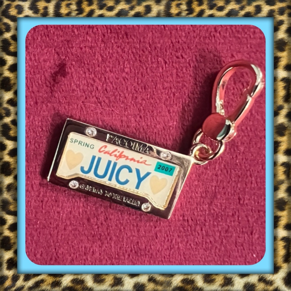 👑✅PRICE FIRM✅ Juicy Couture License Plate Charm.